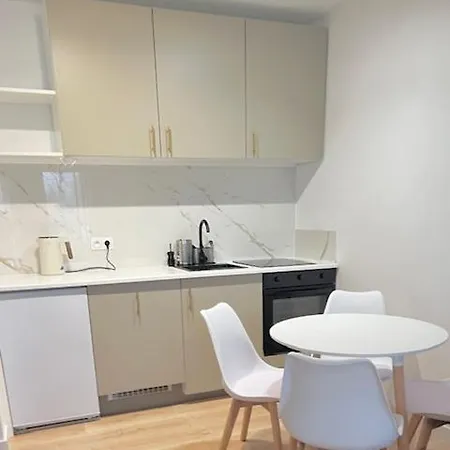 Apartman Harmonia Z Ogrodkiem I Garazem Kołobrzeg